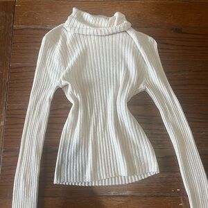American Eagle cream turtleneck, medium